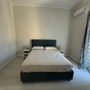 Airport House Apartment Naples